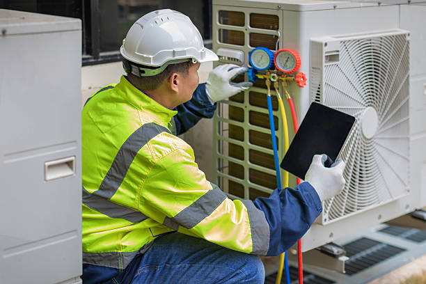 Professional Ductwork Repair technician working in Plumsteadville, PA